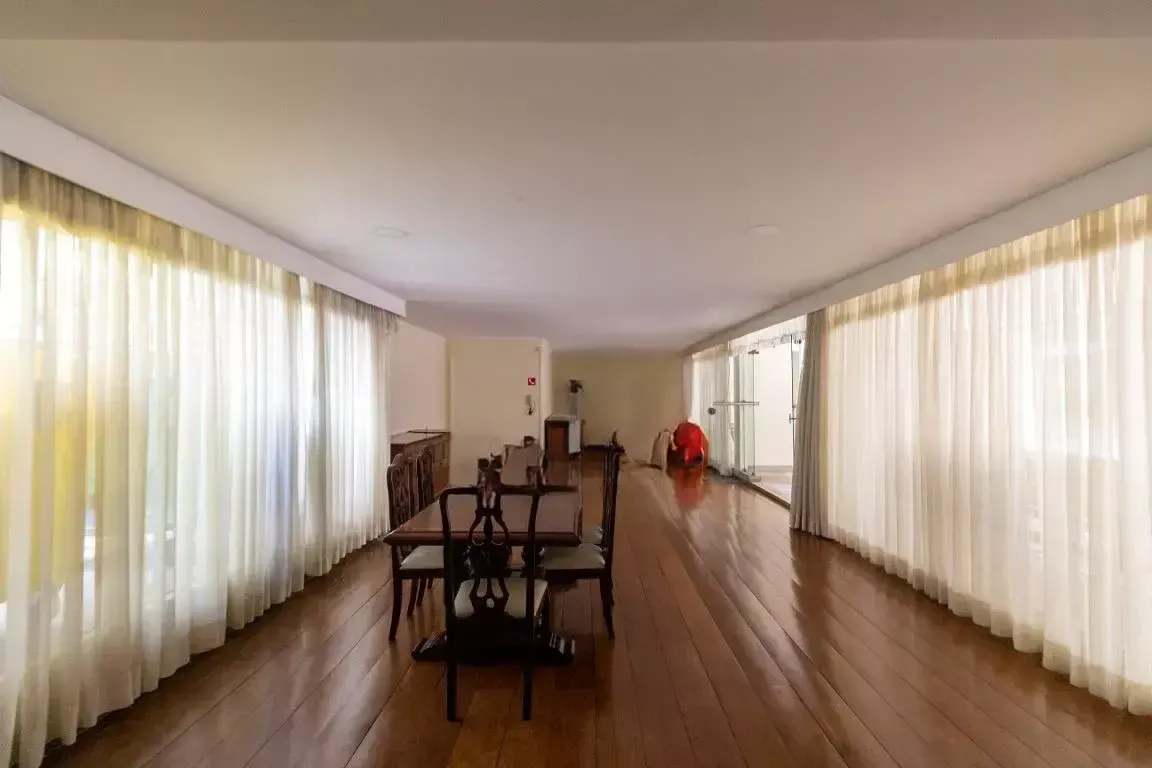 Foto do condomínio — Edificio Liria